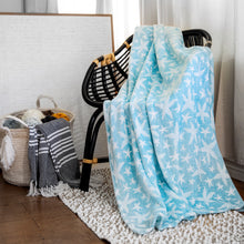 Load image into Gallery viewer, lapisbee Velvet Plush Home Fleece Throw Blanket 50&quot; x 70&quot; (Starfish Aqua)
